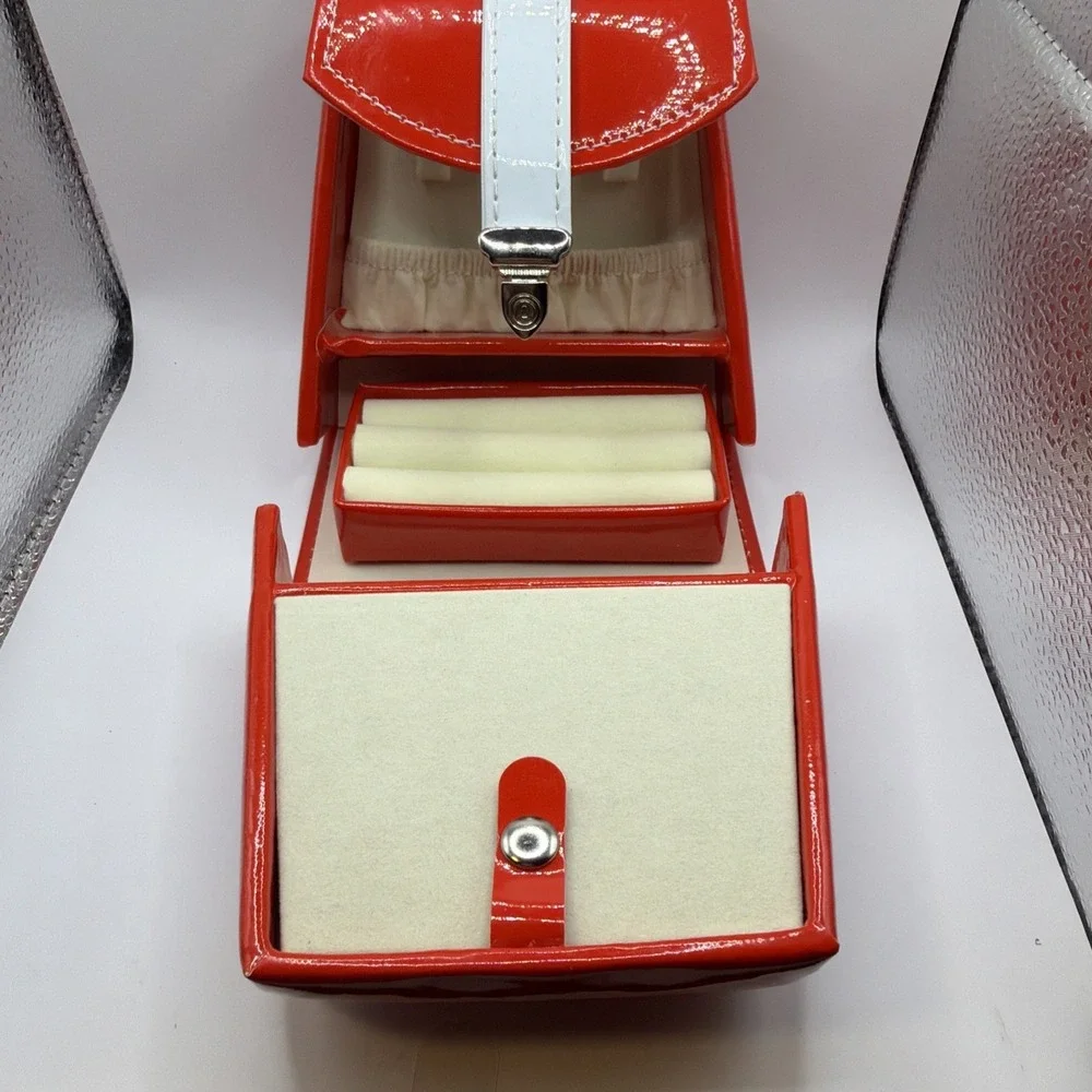 Unused No‎ Tag Faux Red/White Patent Leather Rite Aid Home Purse Jewelry